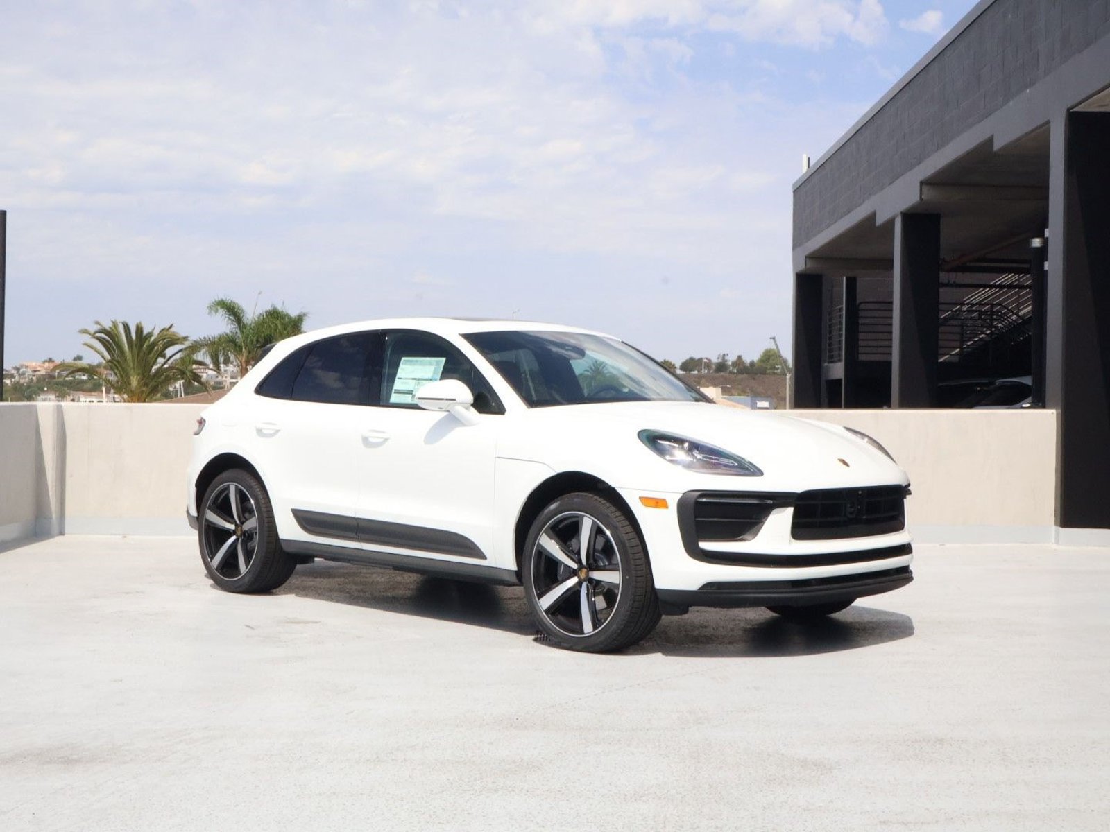 New 2026 Porsche Macan AWD/4WD image 7