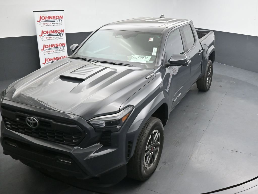 Used 2025 Toyota Tacoma TRD Sport w/ TRD Sport Premium Package AWD/4WD image 12