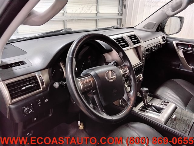 Used 2017 Lexus GX 460 w/ Navigation Package AWD/4WD image 10