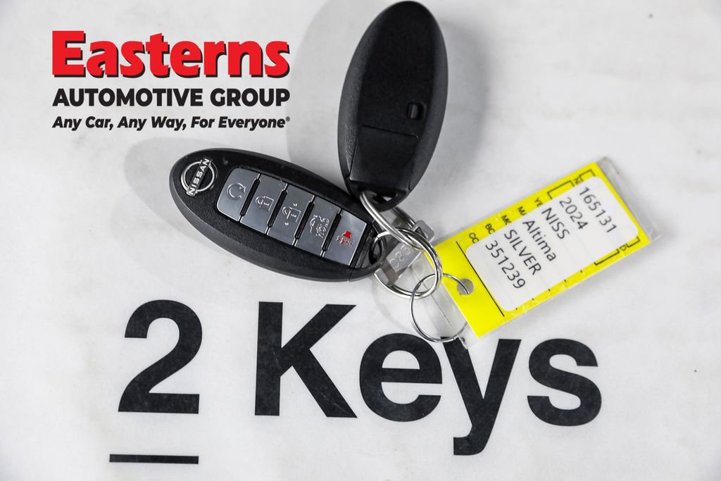 Used 2024 Nissan Altima 2.5 SR image 24