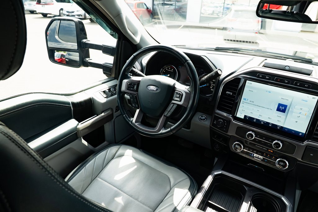 Used 2022 Ford F350 Limited image 9