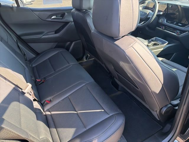 Used 2025 Chevrolet Equinox LT w/ Convenience Package II image 31