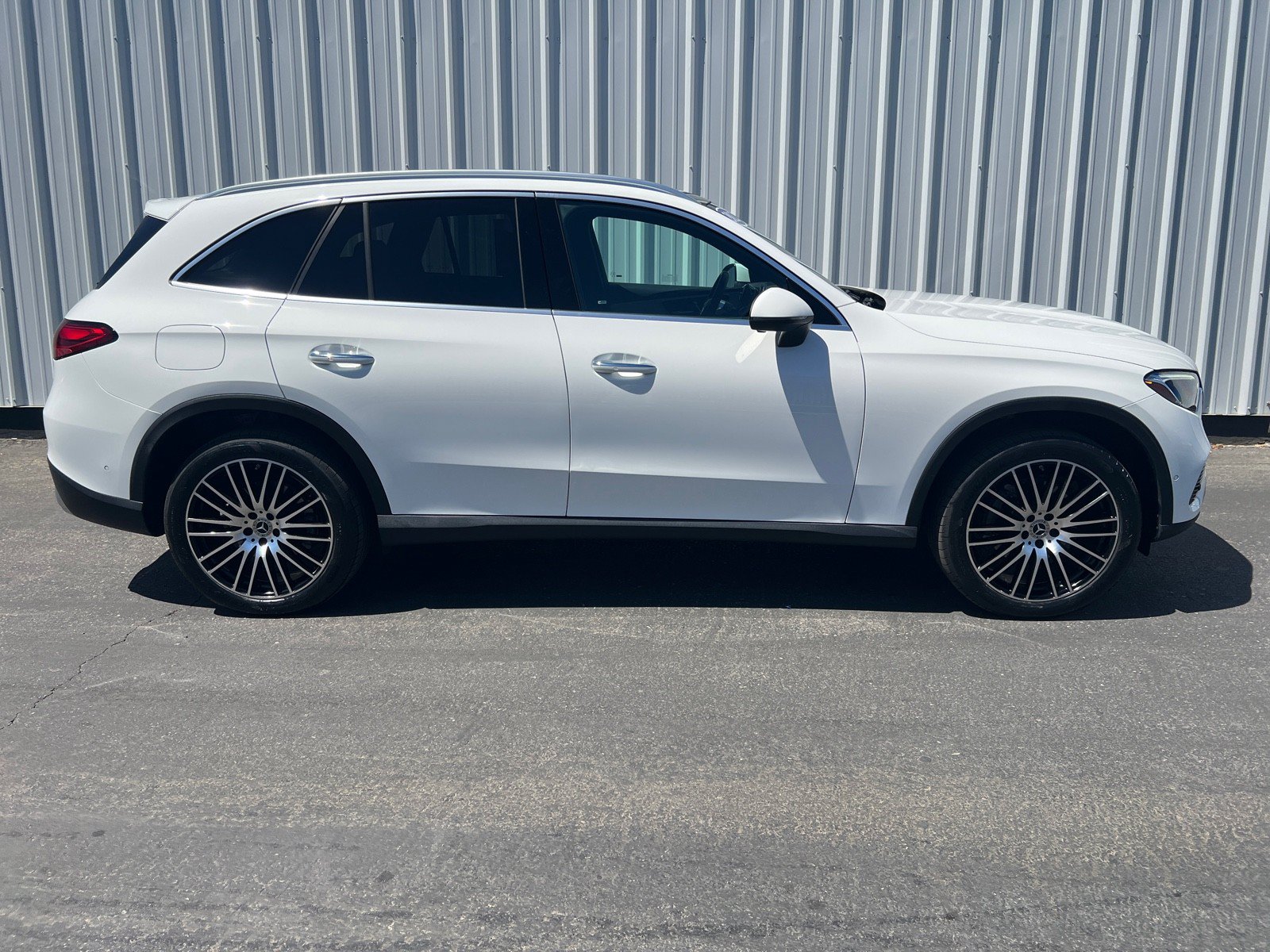 Certified 2023 Mercedes-Benz GLC 300 image 7