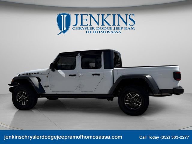 Used 2025 Jeep Gladiator Mojave w/ Convenience Group image 10
