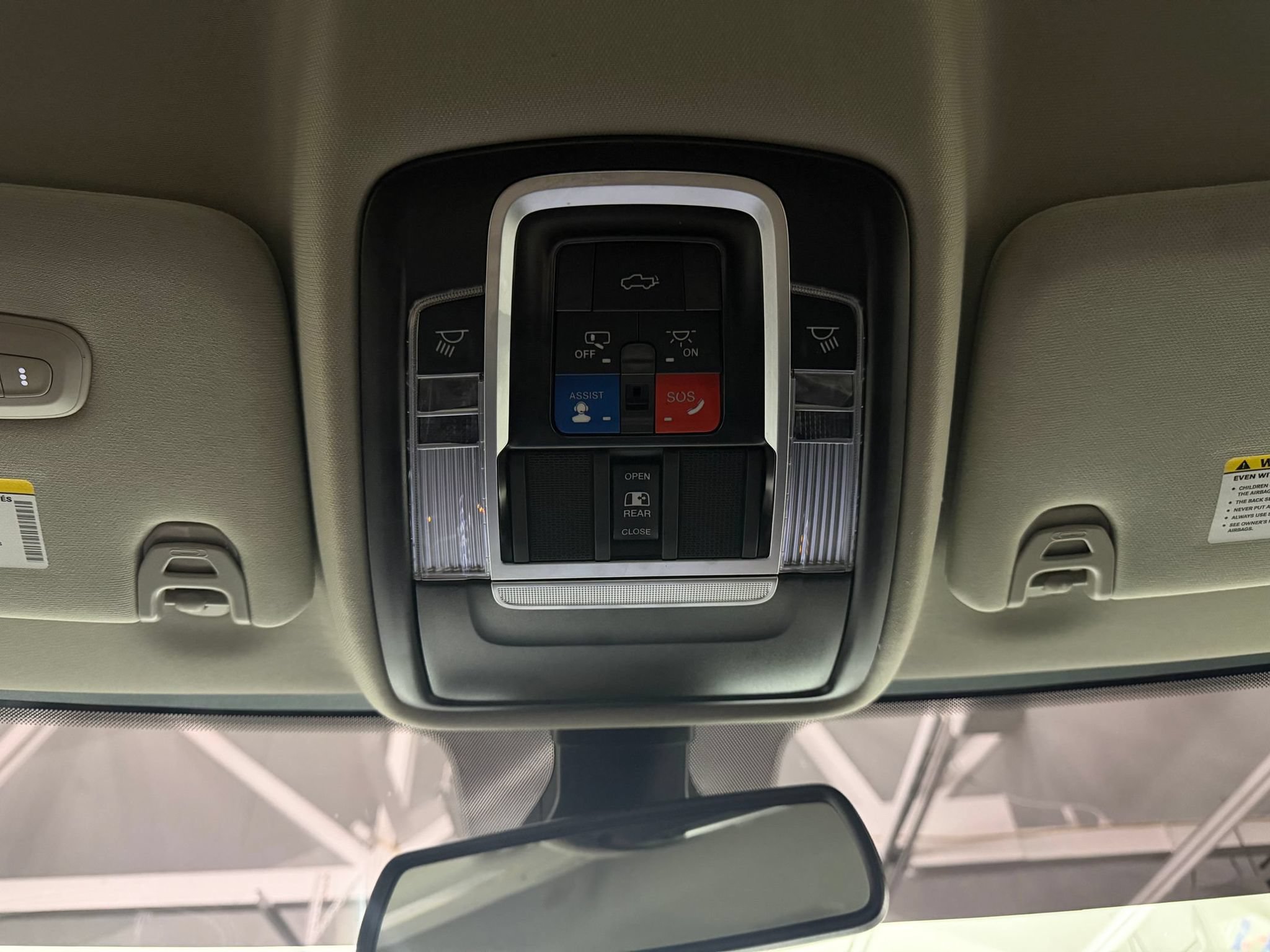 Used 2023 RAM 3500 Laramie AWD/4WD image 31