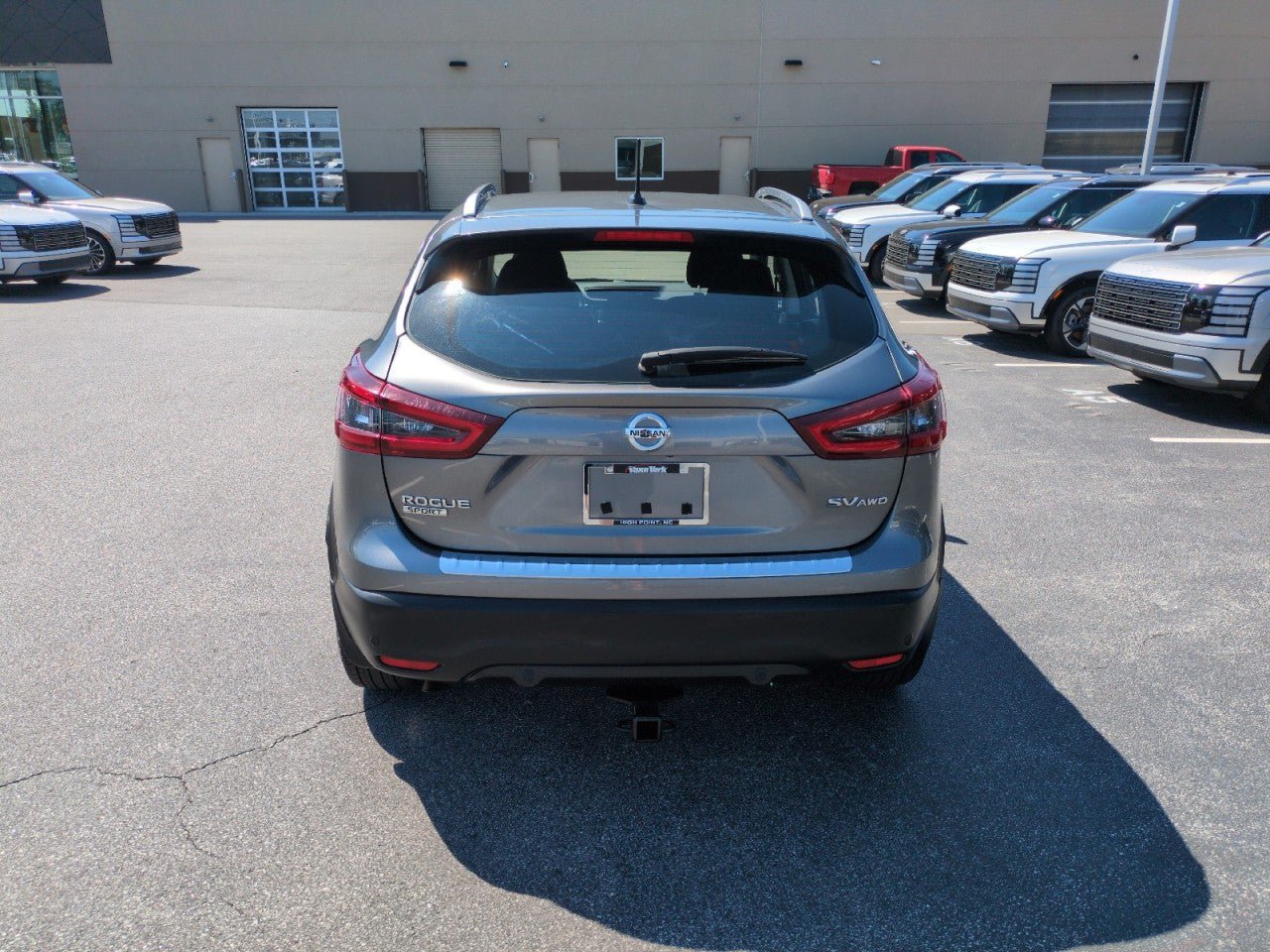Used 2021 Nissan Rogue Sport SV AWD/4WD image 6