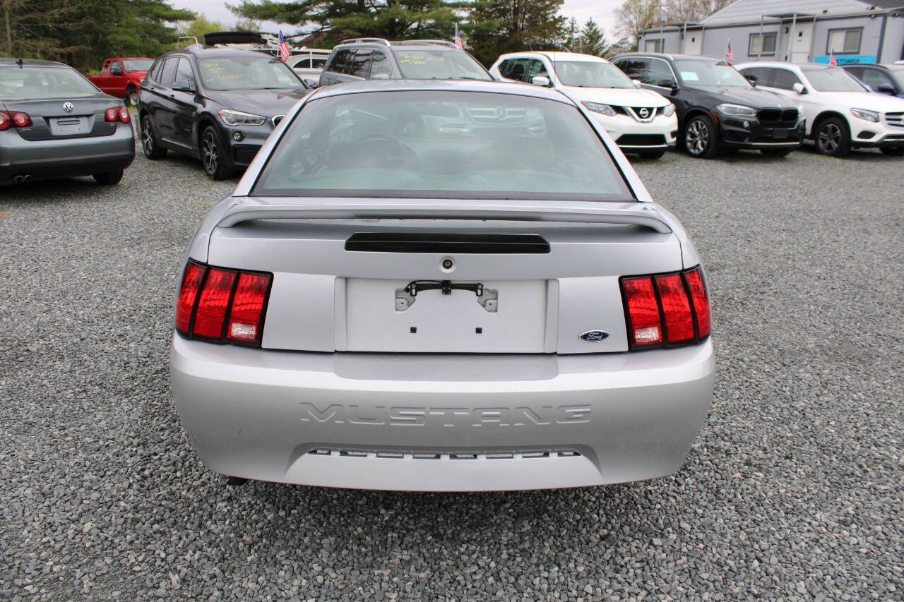 Used 2000 Ford Mustang Coupe RWD image 8