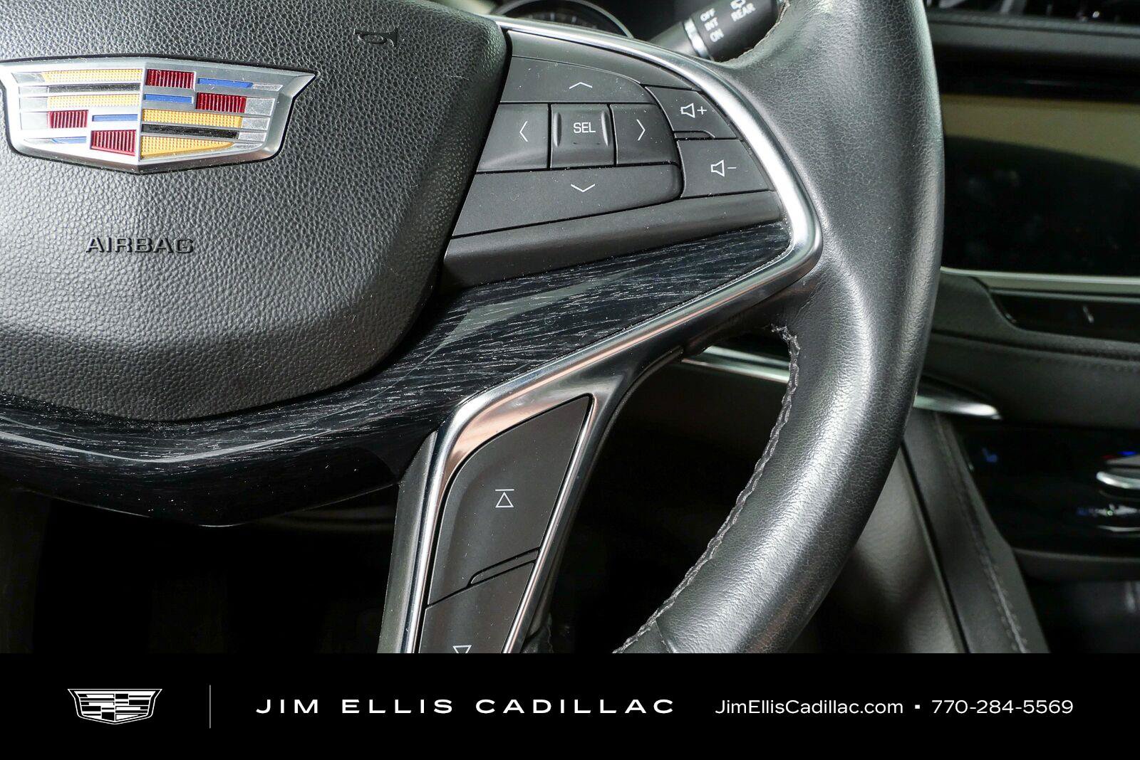 Used 2023 Cadillac XT5 Premium Luxury w/ Technology Package FWD image 12