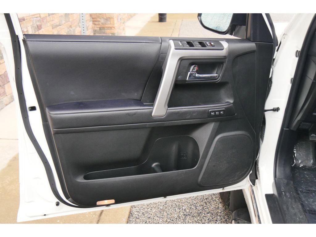 Used 2022 Toyota 4Runner Limited image 9