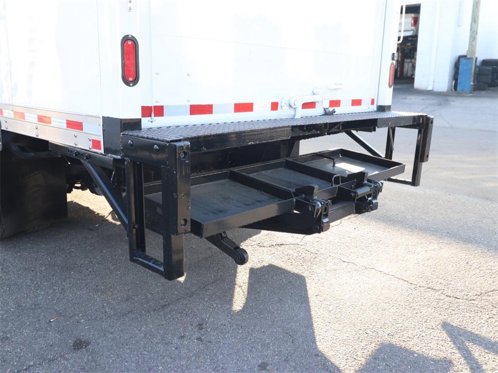 Used 2022 Ford E-350 and Econoline 350 Super Duty w/ Power Windows & Locks Group image 7