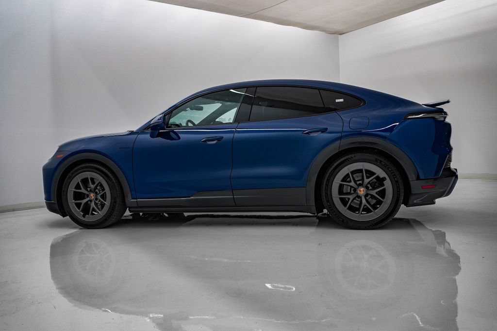 New 2026 Porsche Cayenne S AWD/4WD image 2