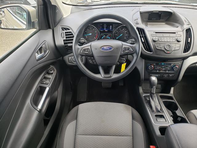 Used 2017 Ford Escape SE image 17