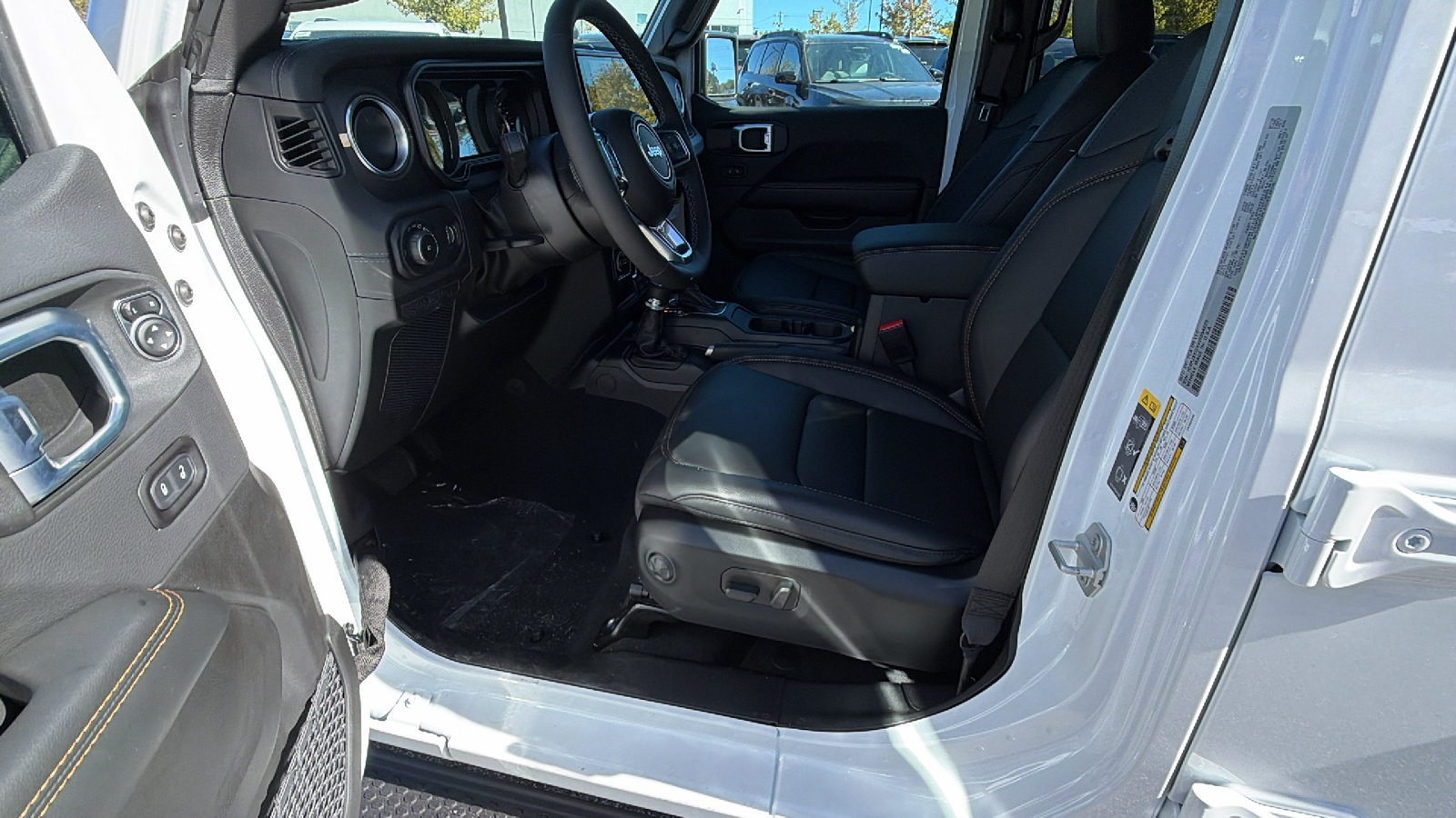 New 2027 Jeep Wrangler Unlimited Sahara AWD/4WD image 16