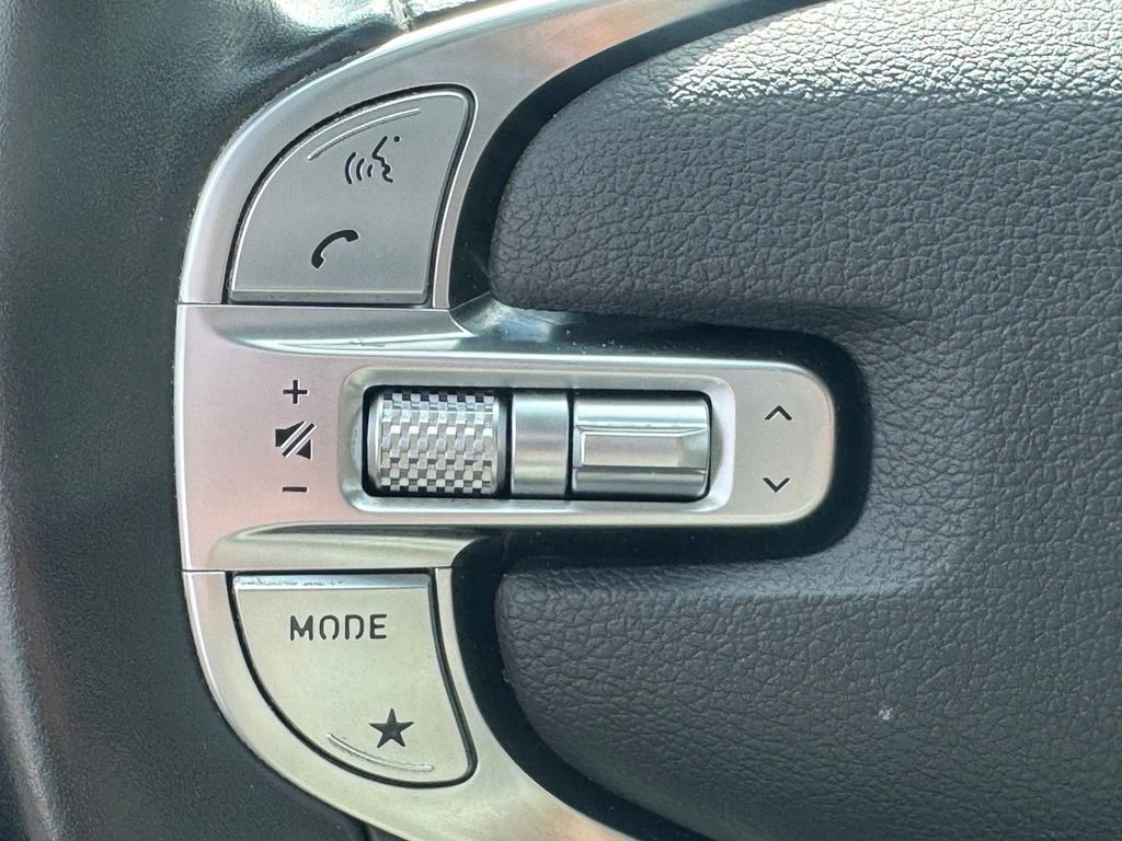 Used 2021 Genesis GV80 2.5T w/ Prestige Package 05 image 21