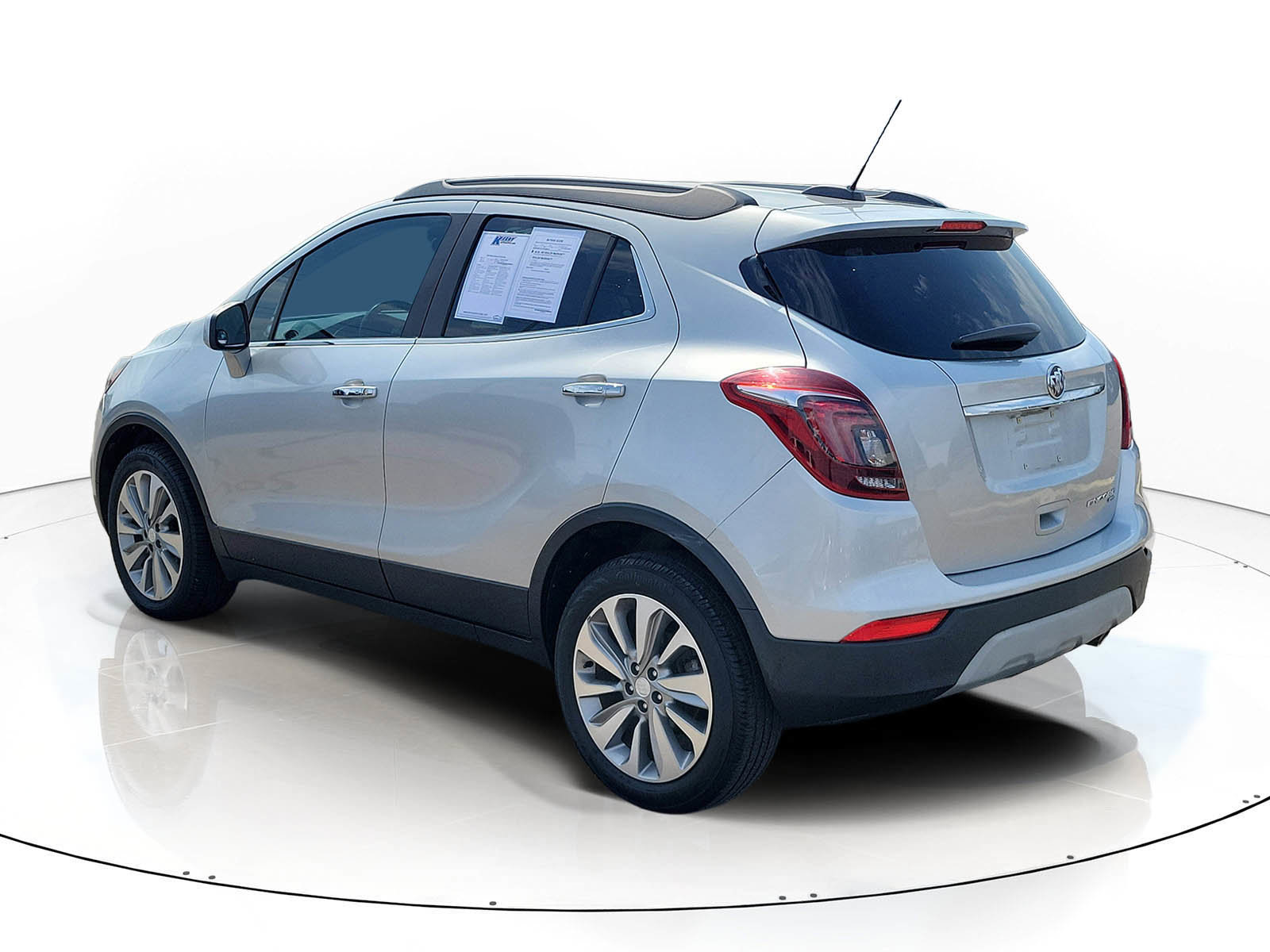 Used 2020 Buick Encore Preferred AWD/4WD image 4