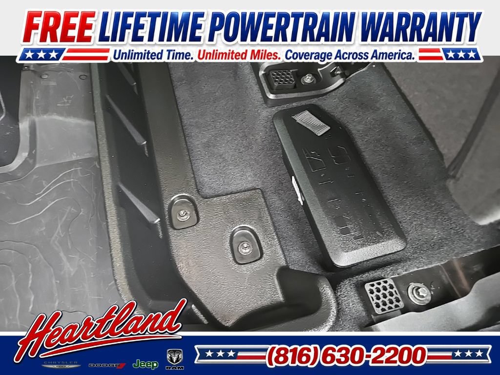 Used 2023 Jeep Gladiator Sport AWD/4WD image 96