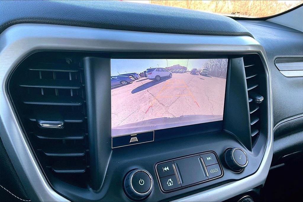 Used 2023 GMC Acadia SLT AWD/4WD image 15