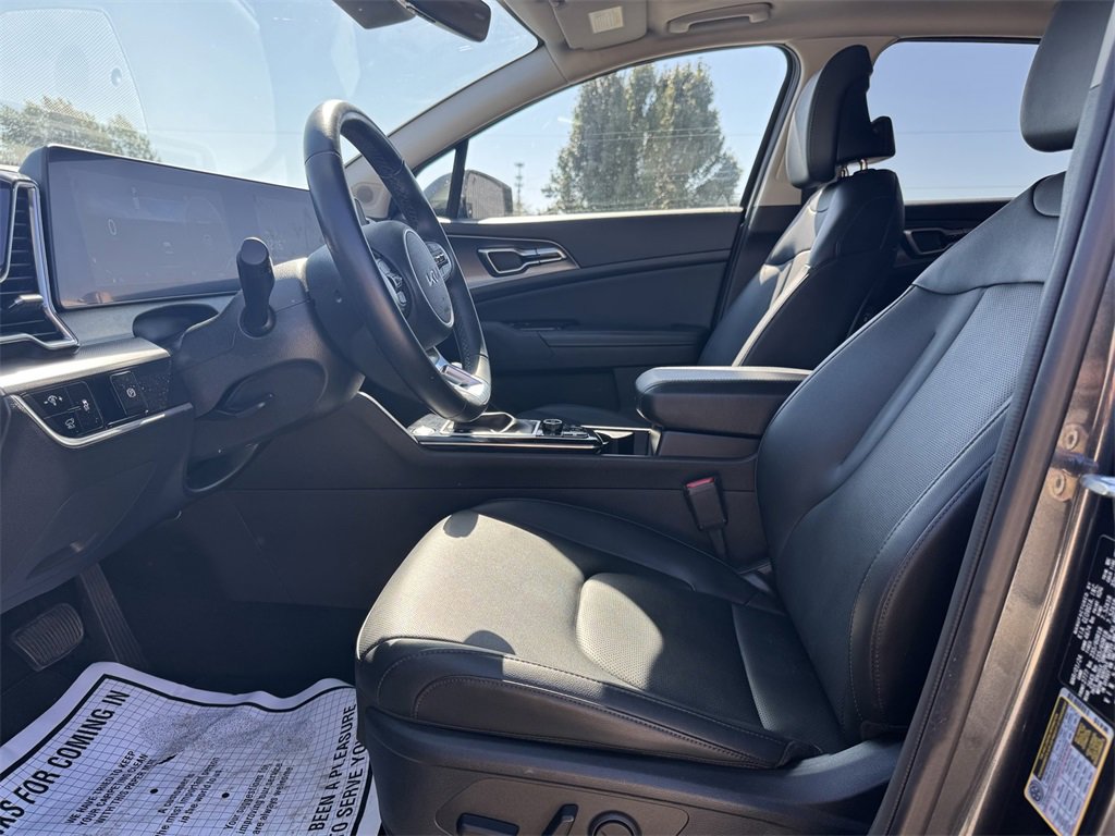 Used 2024 Kia Sportage SX image 9