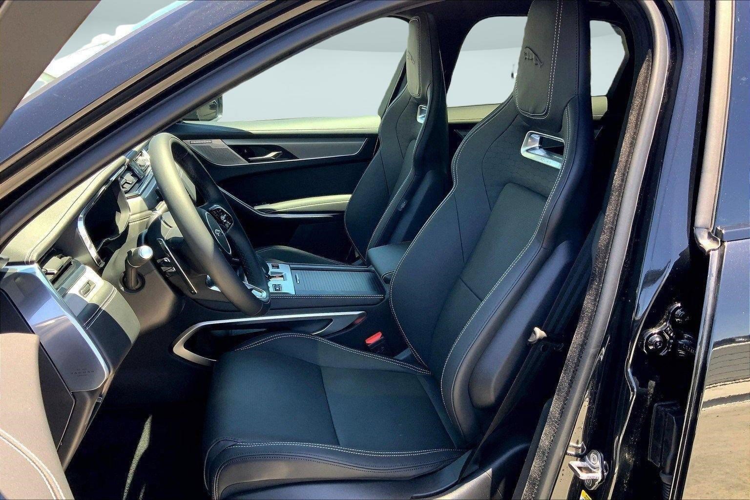New 2026 Jaguar F-PACE R-Dynamic S AWD/4WD image 3