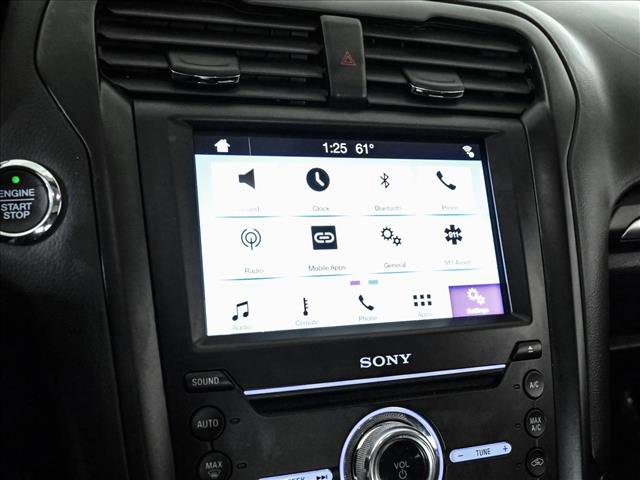 Used 2018 Ford Fusion Titanium image 13