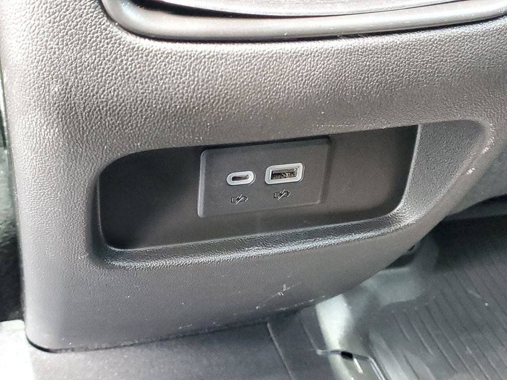 Used 2023 Cadillac XT5 Premium Luxury w/ LPO, Floor Liner Package FWD image 29