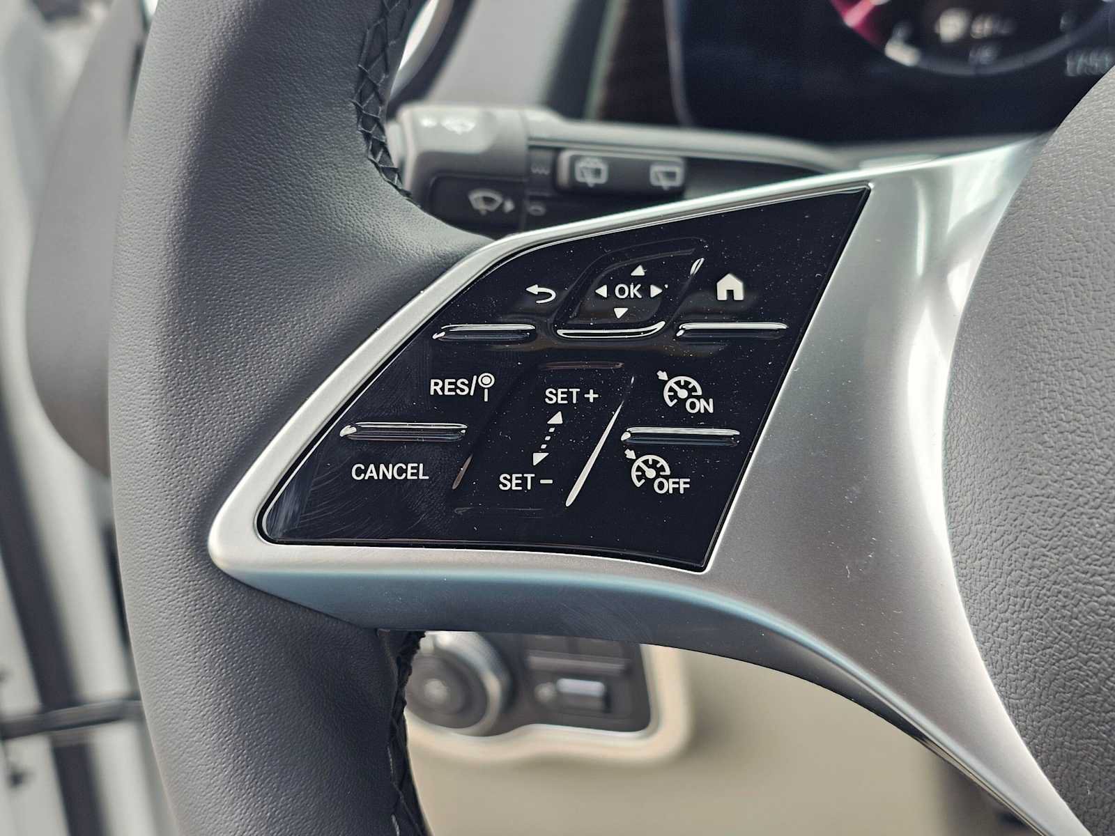 New 2026 Mercedes-Benz GLB 250 image 27