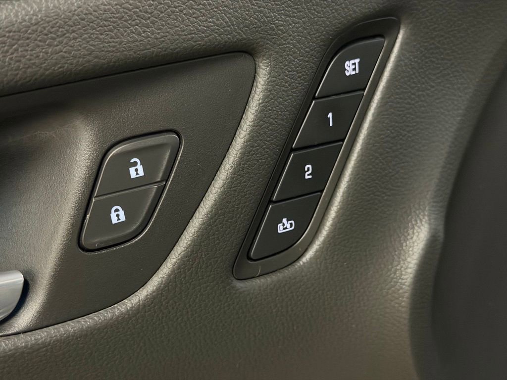 Certified 2017 Buick Envision Essence image 28