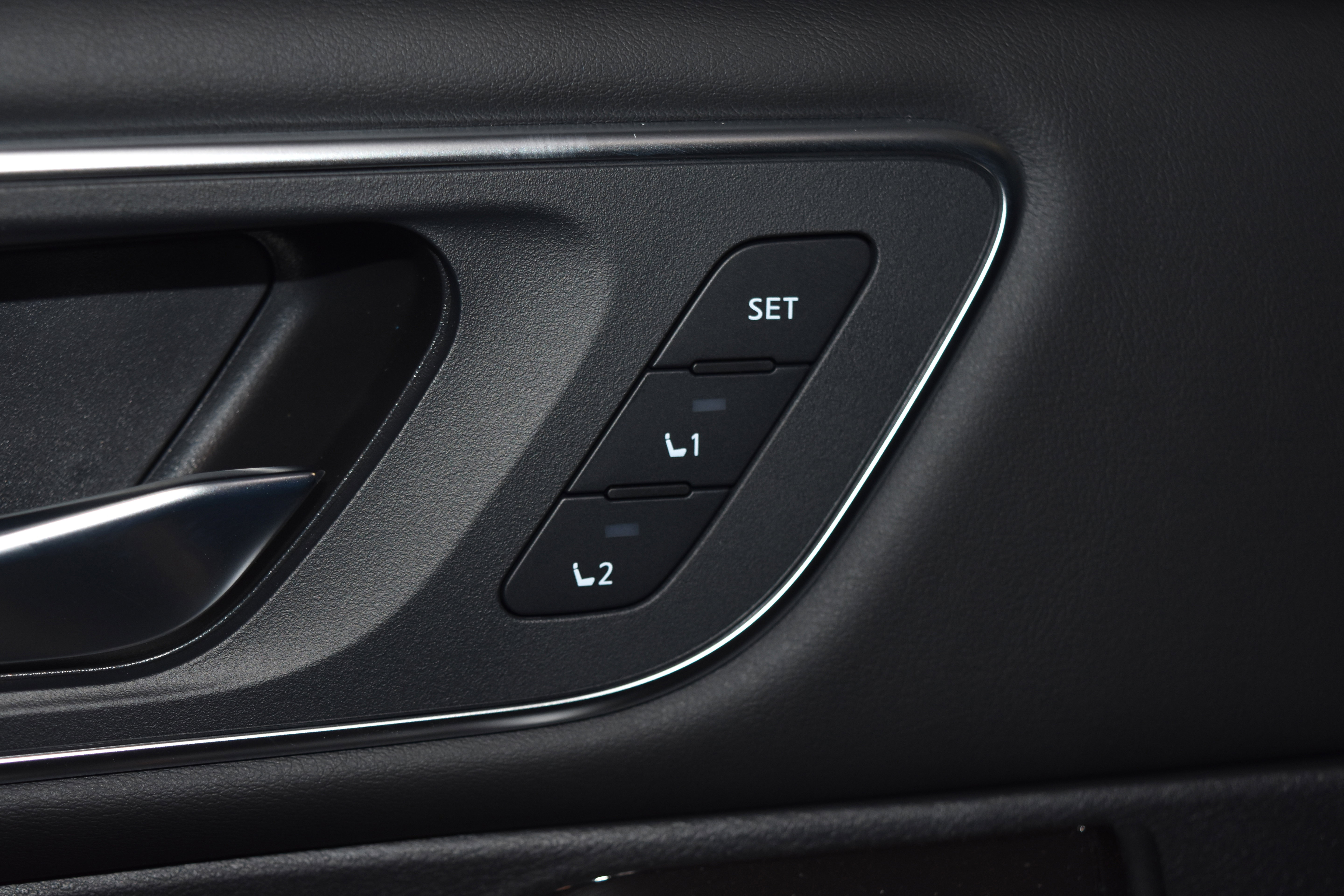 New 2026 Nissan Rogue Platinum w/ Platinum Premium Package image 4