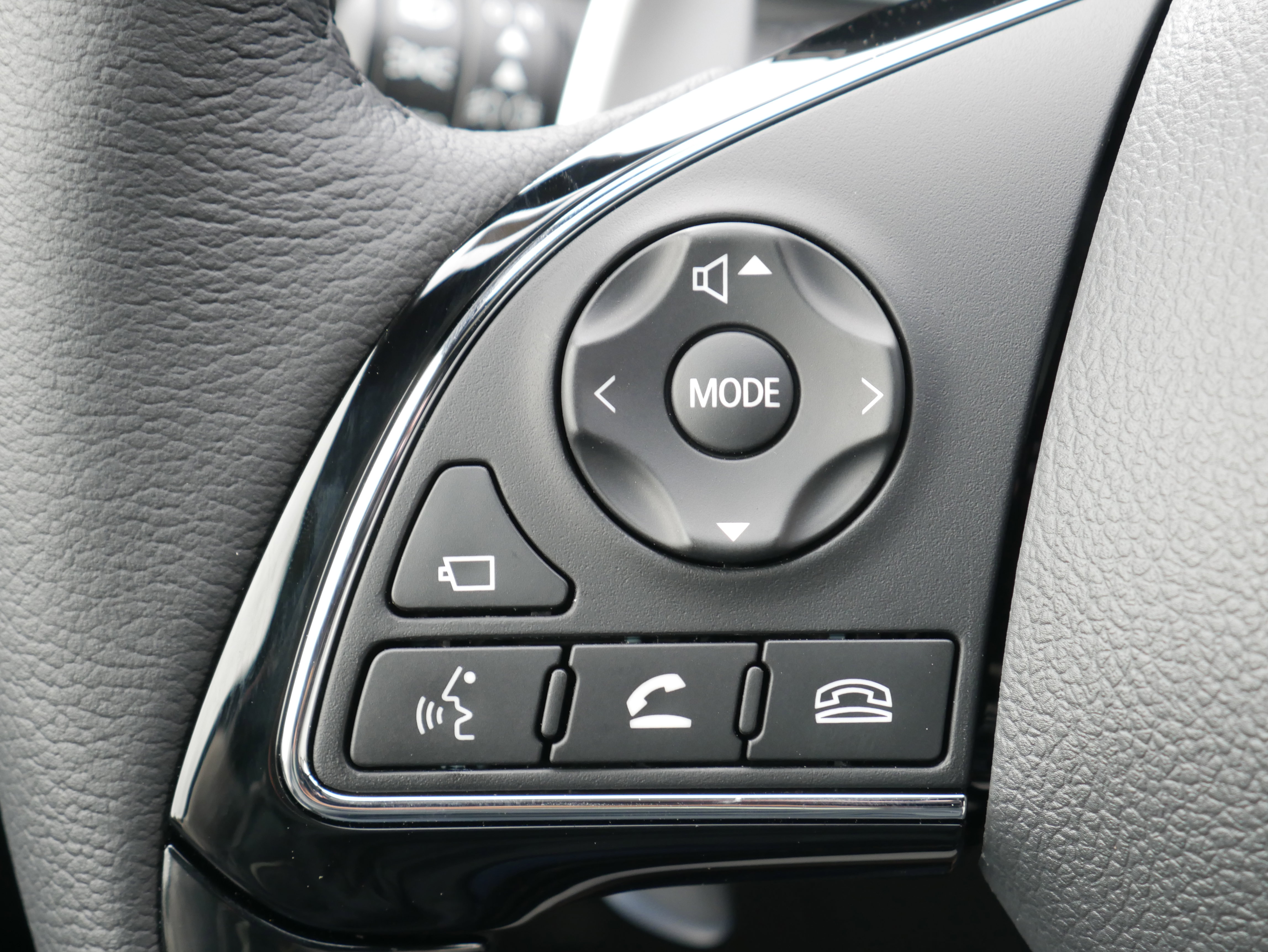 New 2026 Mitsubishi Eclipse Cross SEL image 22