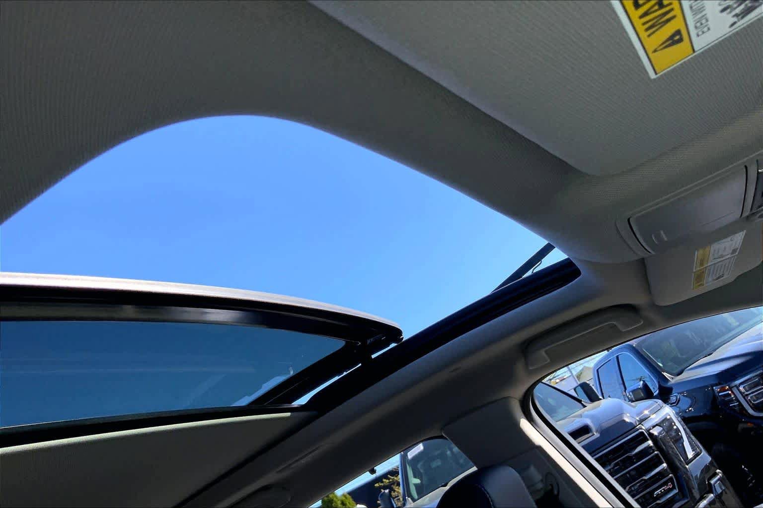 Used 2023 Acura MDX SH-AWD w/ Technology Package image 20