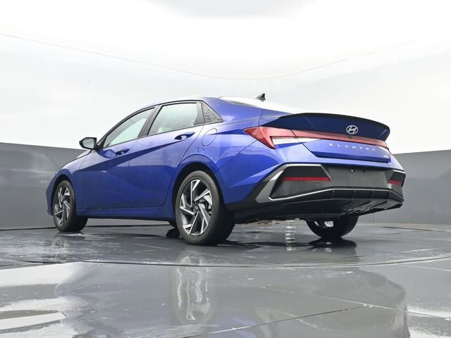 Used 2025 Hyundai Elantra SEL image 23