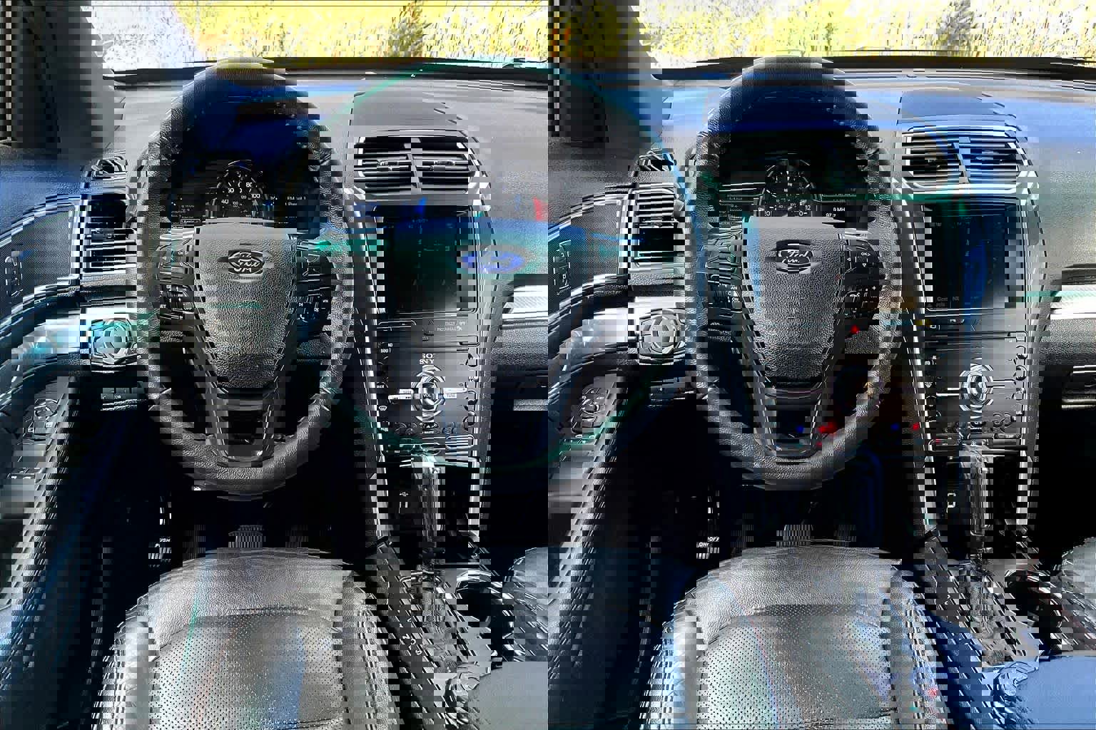 Used 2019 Ford Explorer Sport w/ Equipment Group 401A image 5