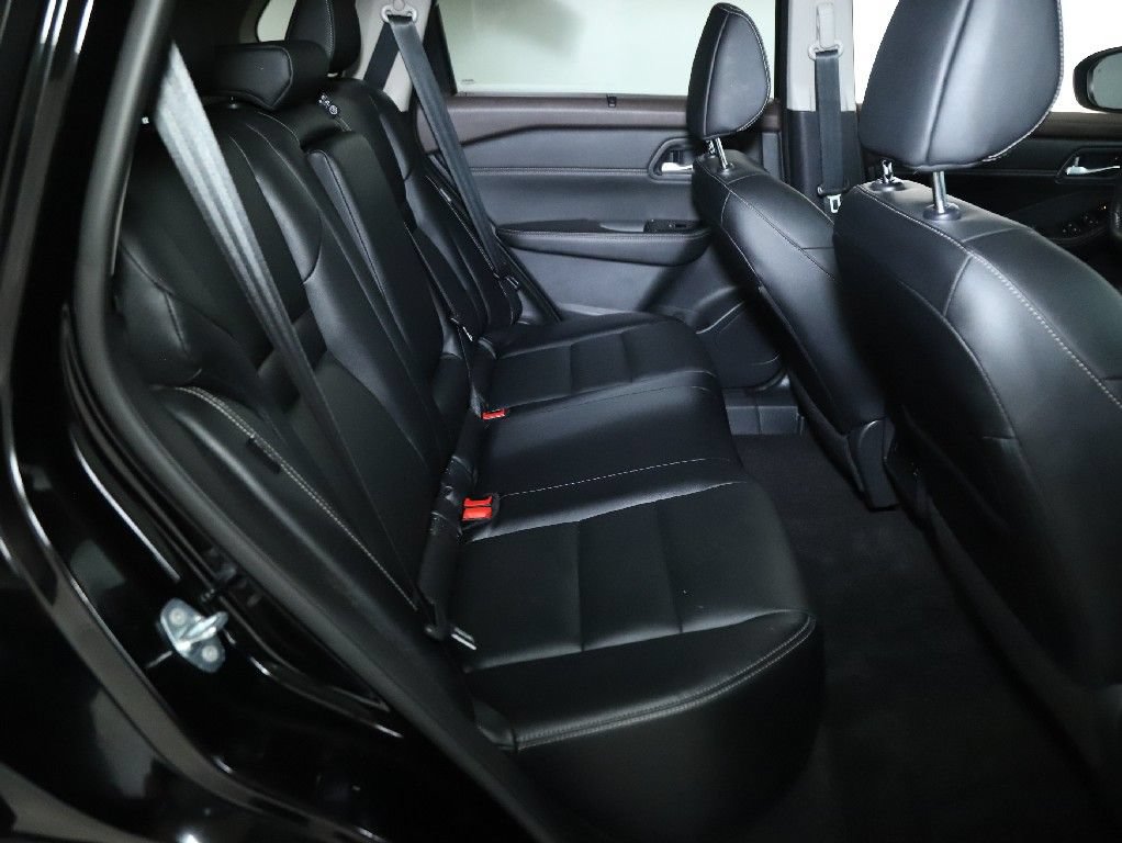 Certified 2023 Nissan Rogue SL w/ SL Premium Package AWD/4WD image 34