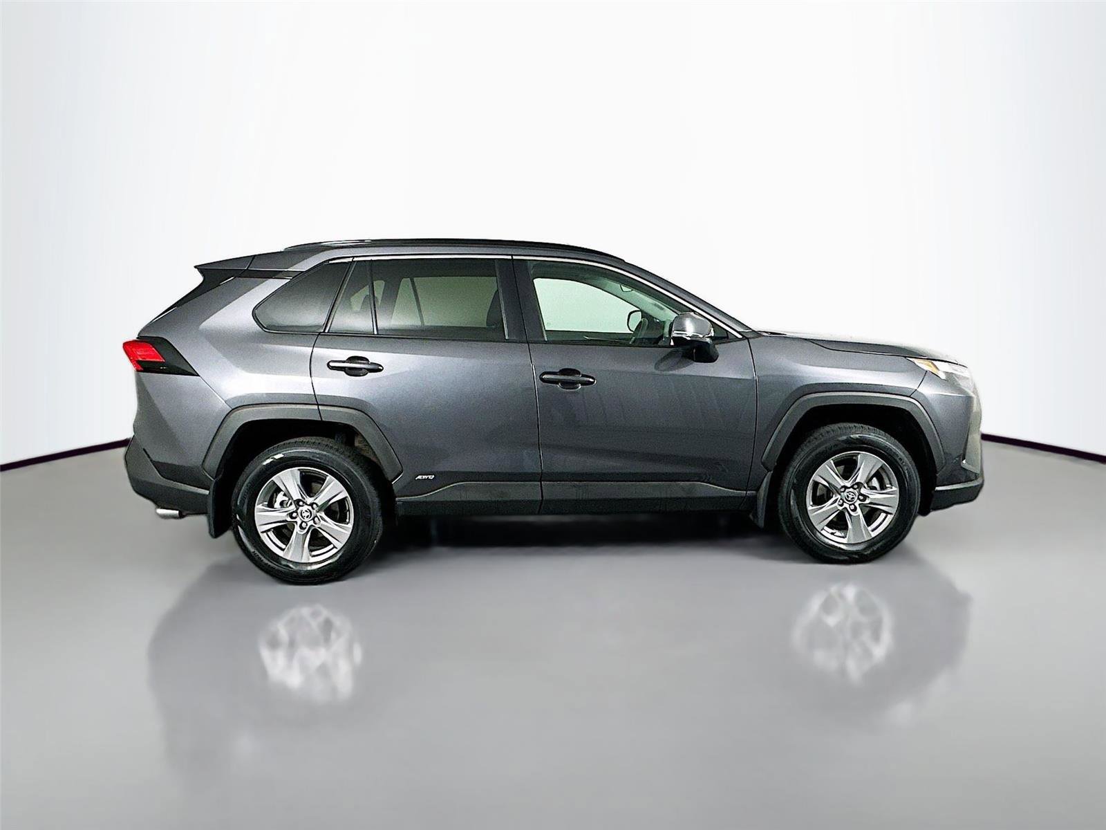 Certified 2023 Toyota RAV4 XLE w/ Convenience Package AWD/4WD image 18