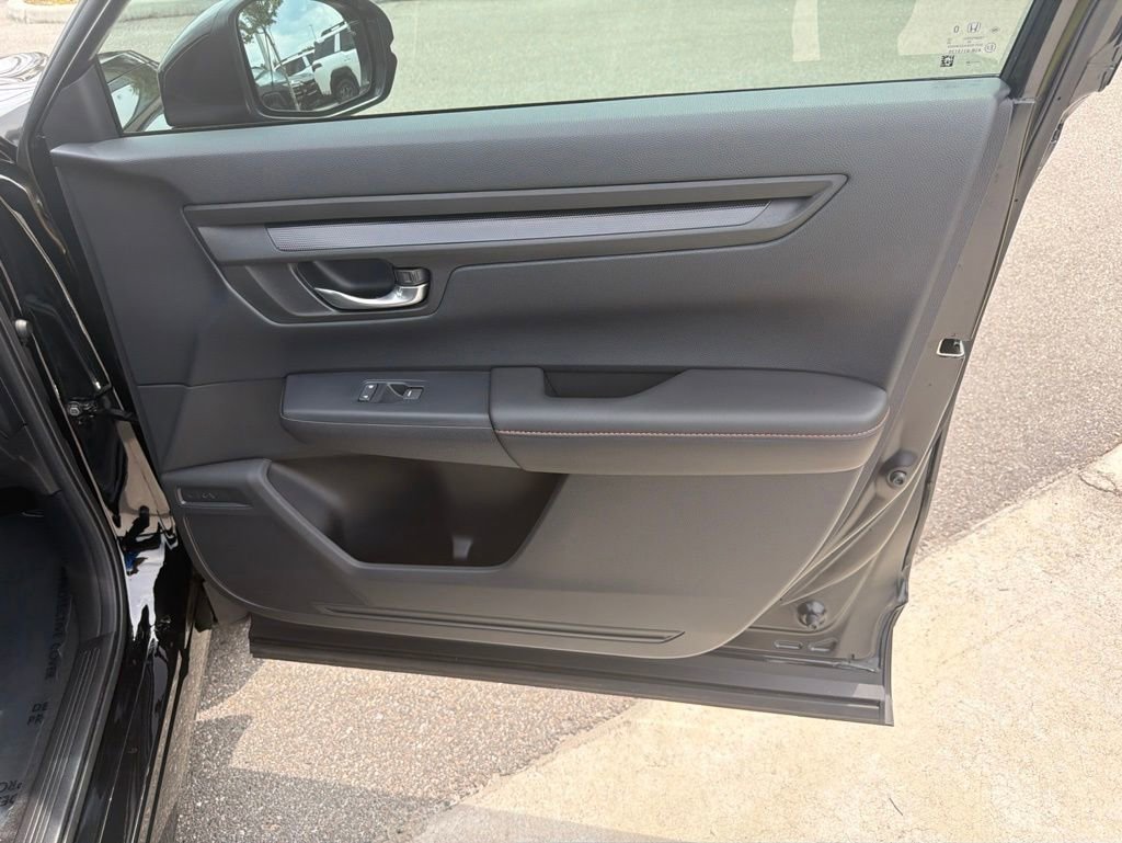 Used 2025 Honda CR-V Sport-L image 35