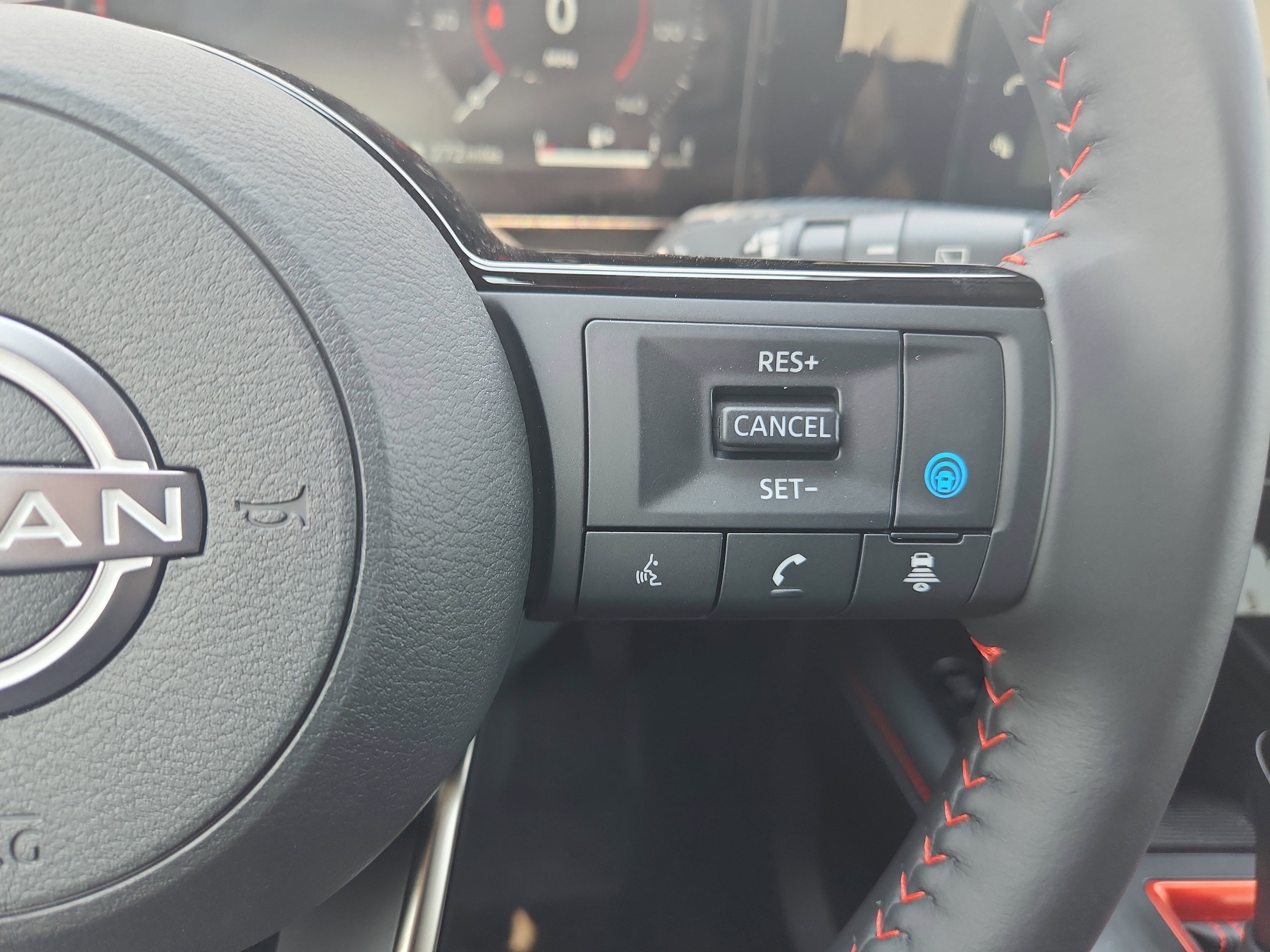 New 2025 Nissan Kicks SR w/ Interior Electronics Package image 8