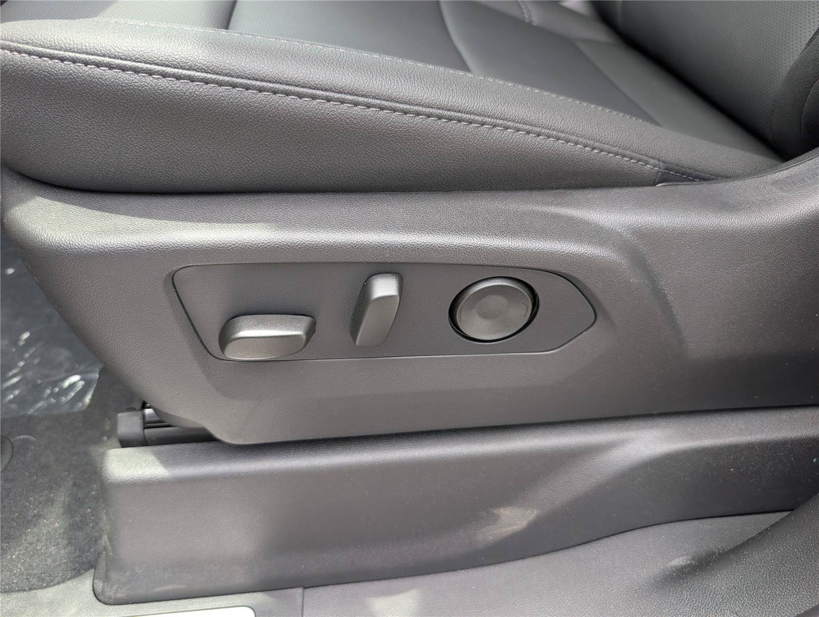 New 2026 Chevrolet Silverado 2500 LTZ w/ Trail Boss Package AWD/4WD image 18