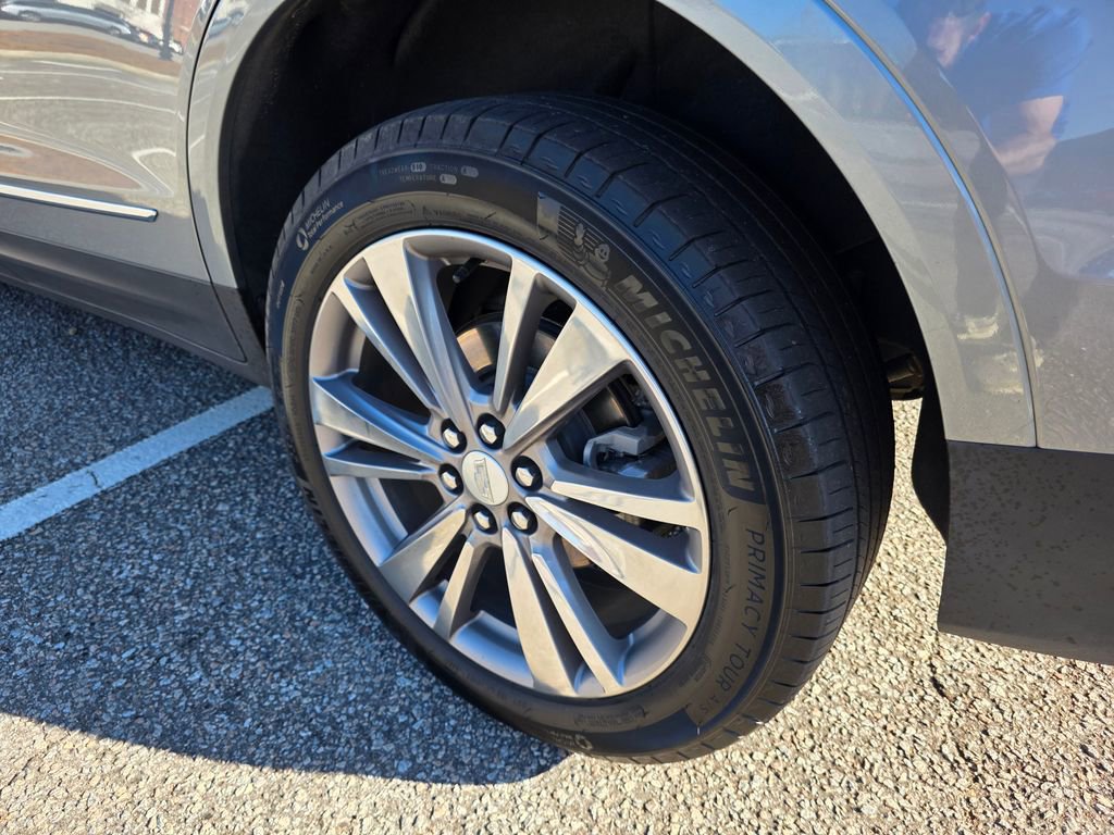 Used 2025 Cadillac XT5 Premium Luxury image 33