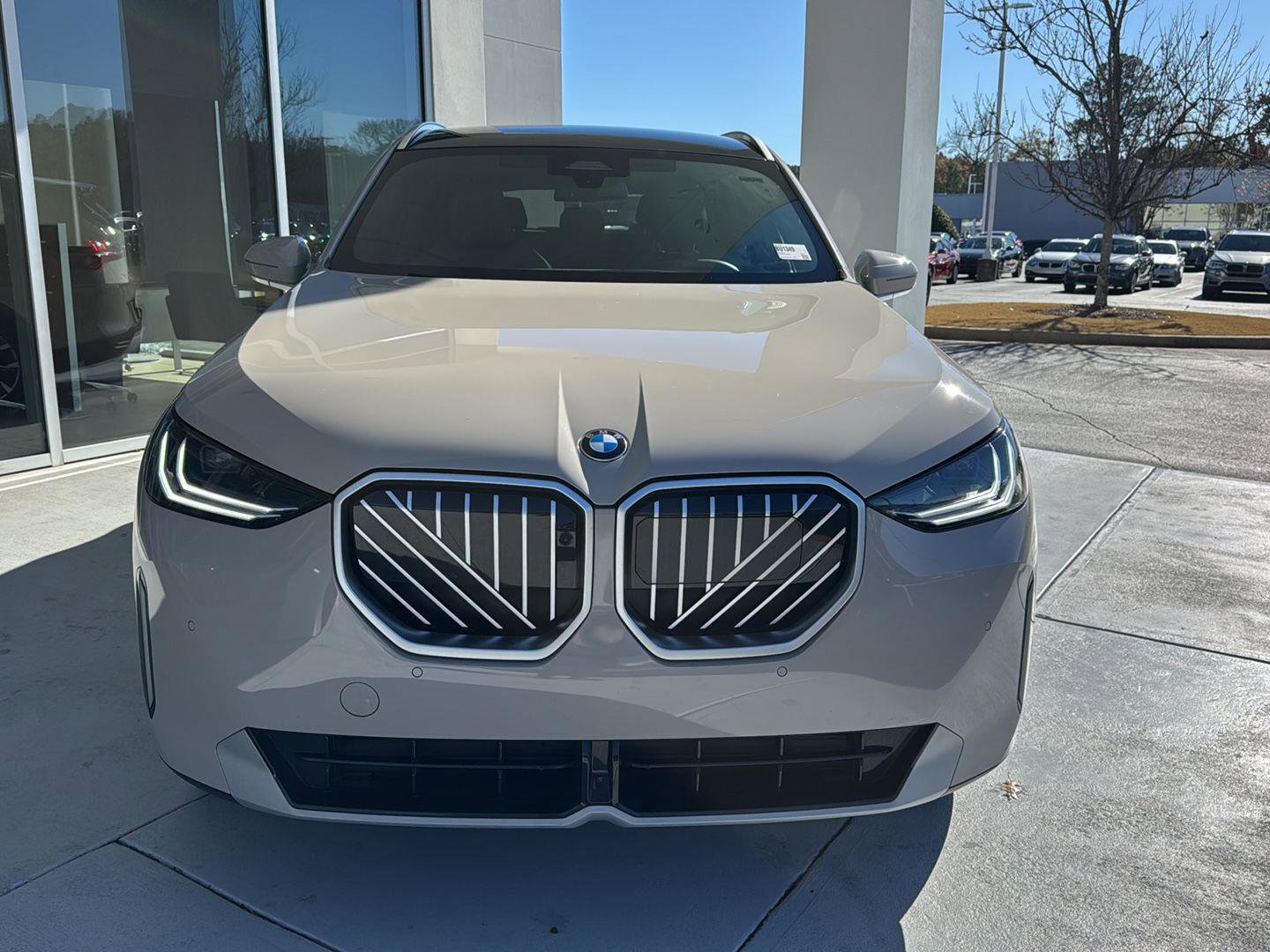 Used 2025 BMW X3 xDrive30i w/ Premium Package image 7