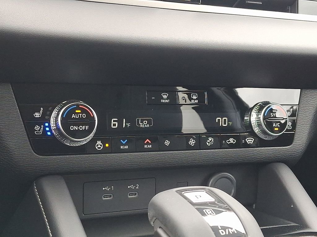 New 2026 Mitsubishi Outlander SEL image 8