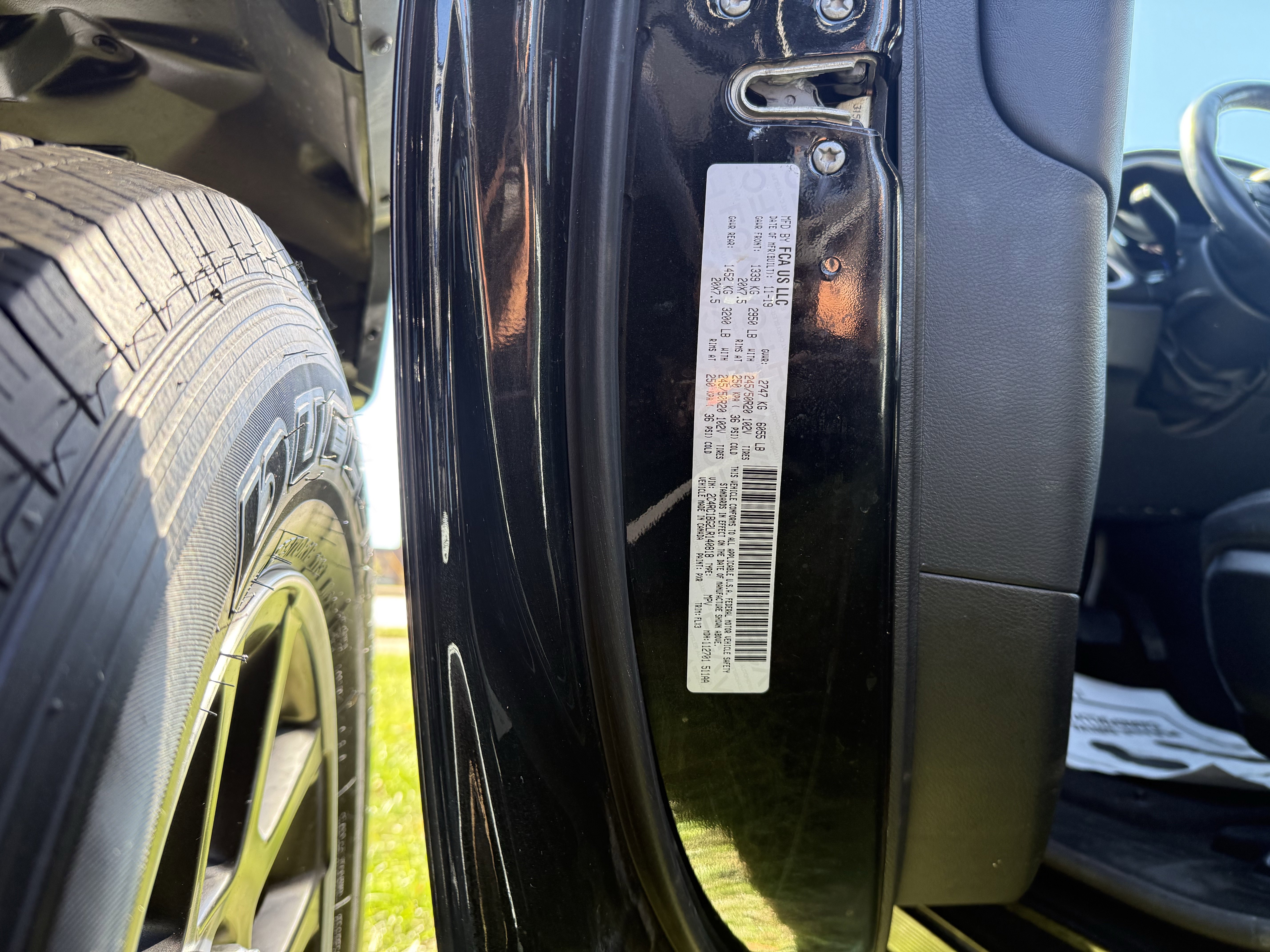 Used 2020 Chrysler Pacifica Touring-L w/ S Appearance Package image 32