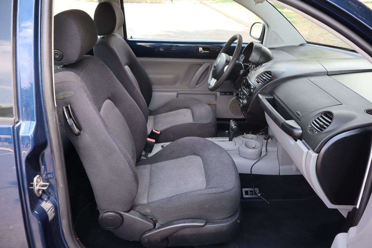 Used 2003 Volkswagen Beetle GL FWD image 21