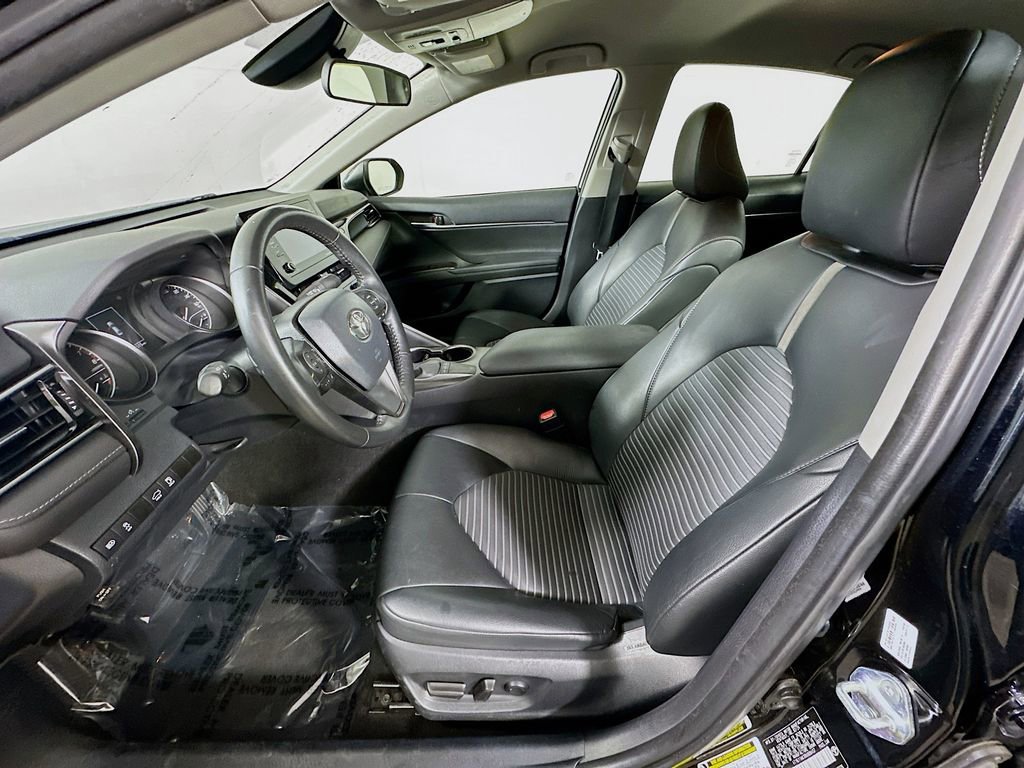 Used 2024 Toyota Camry SE FWD image 14