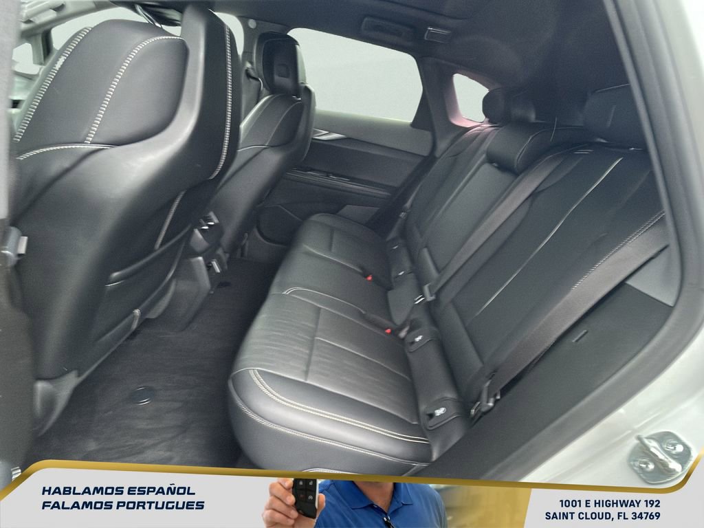 Used 2025 Cadillac Optiq Luxury 2 w/ LPO, Floor Liner Package AWD/4WD image 24