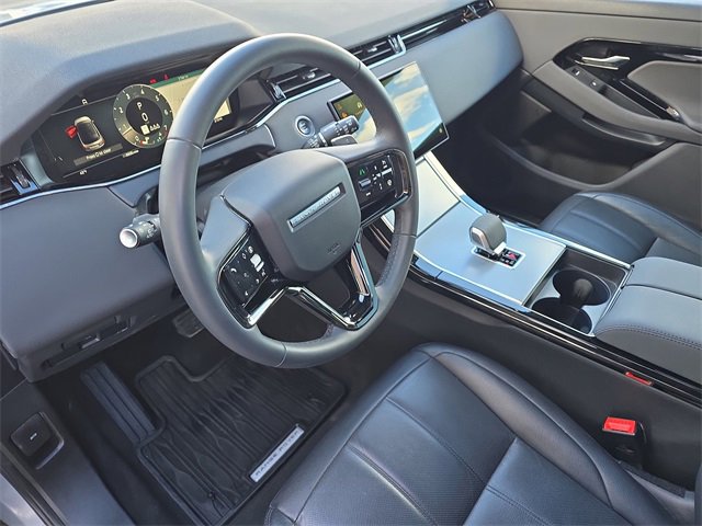 Used 2024 Land Rover Range Rover Evoque S image 19