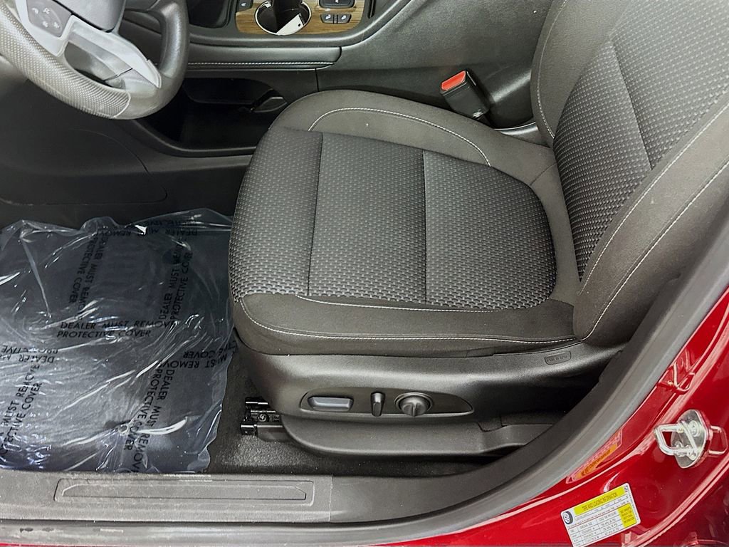 Used 2023 GMC Acadia SLE w/ Driver Convenience Package image 27