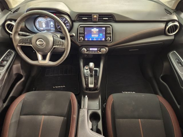 Used 2022 Nissan Versa SR w/ Convenience Package FWD image 4