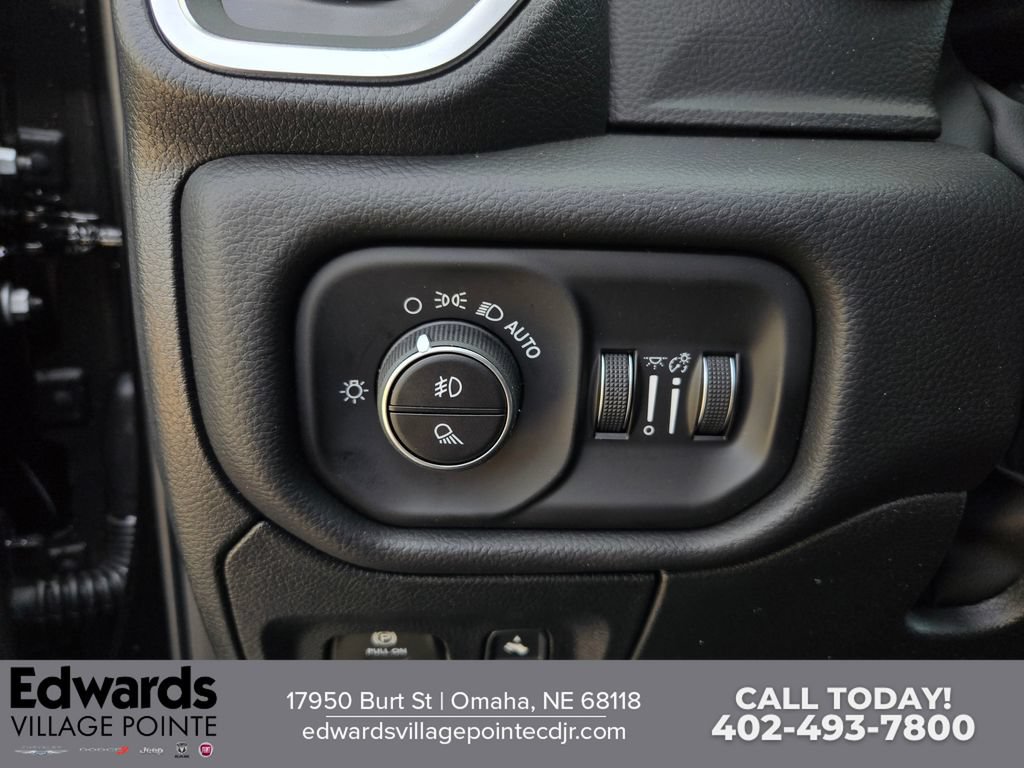 New 2026 RAM 1500 Big Horn AWD/4WD image 12