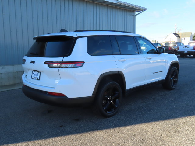 Used 2023 Jeep Grand Cherokee L Laredo AWD/4WD image 4