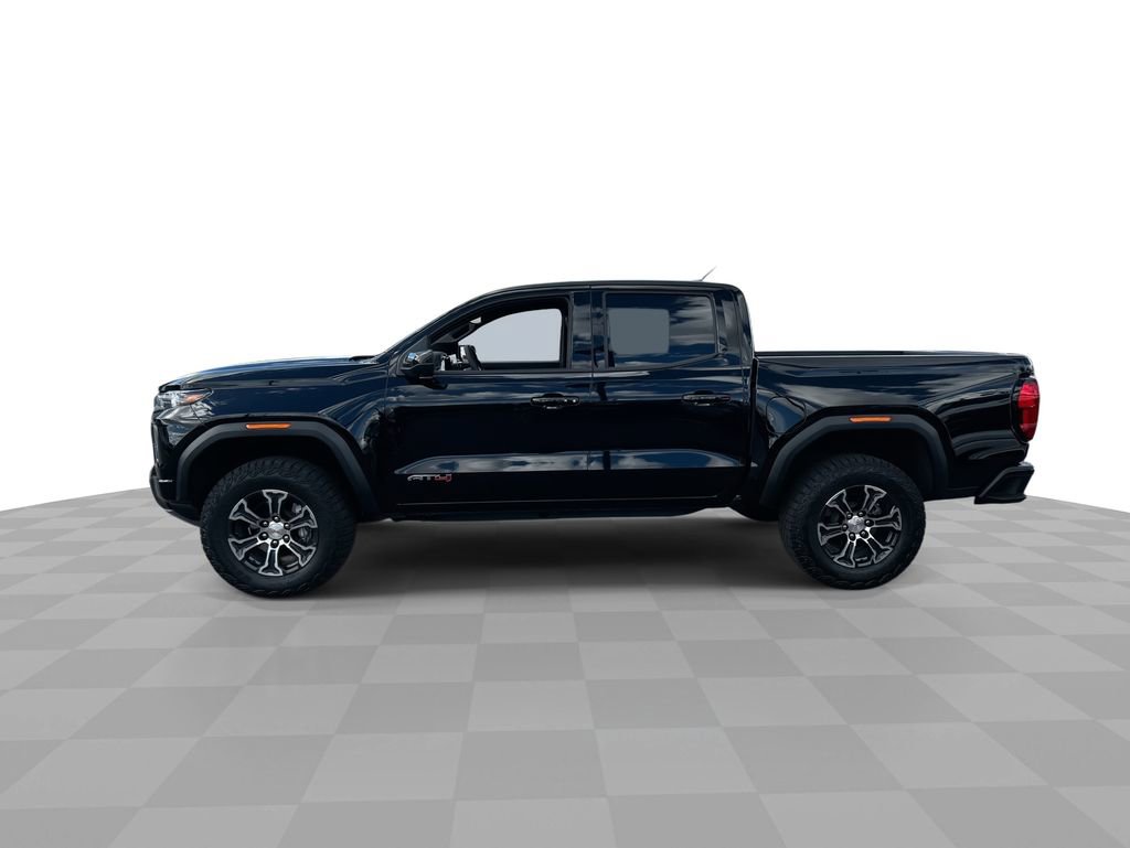 Used 2024 GMC Canyon AT4 w/ Technology Package image 5